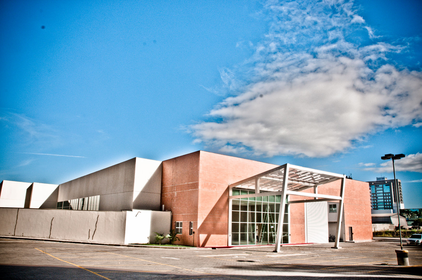 Itamaraty Hall, Carlos Eduardo de Lacerda Arquitetura e Planejamento Carlos Eduardo de Lacerda Arquitetura e Planejamento Комерційні приміщення Місце проведення