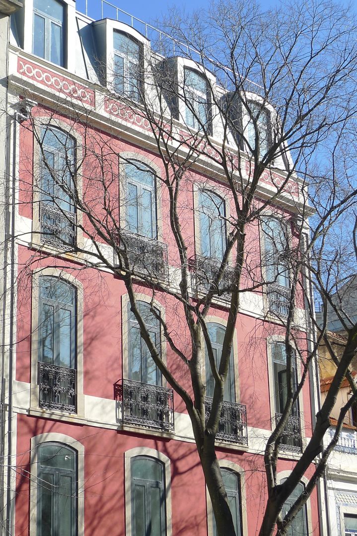 Alcantara Red Houses, Lisbon 2013, QFProjectbuilding, Unipessoal Lda QFProjectbuilding, Unipessoal Lda Classic style houses