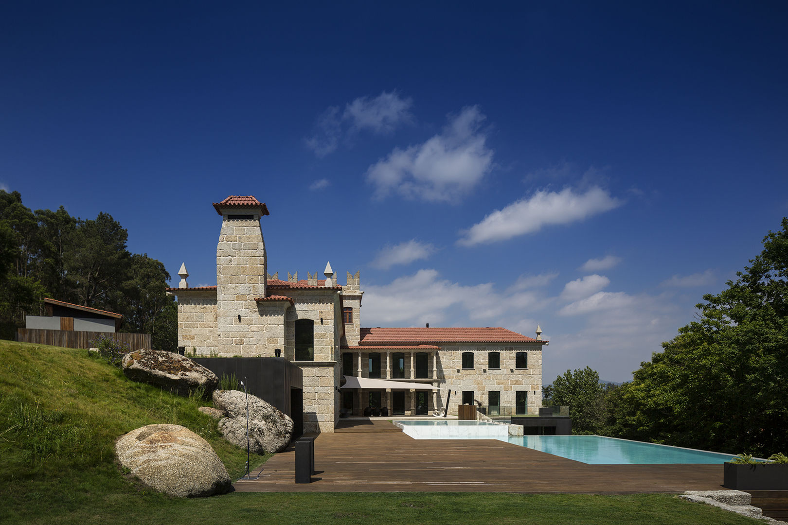 Guimarães House, es1arq es1arq Casas de estilo minimalista