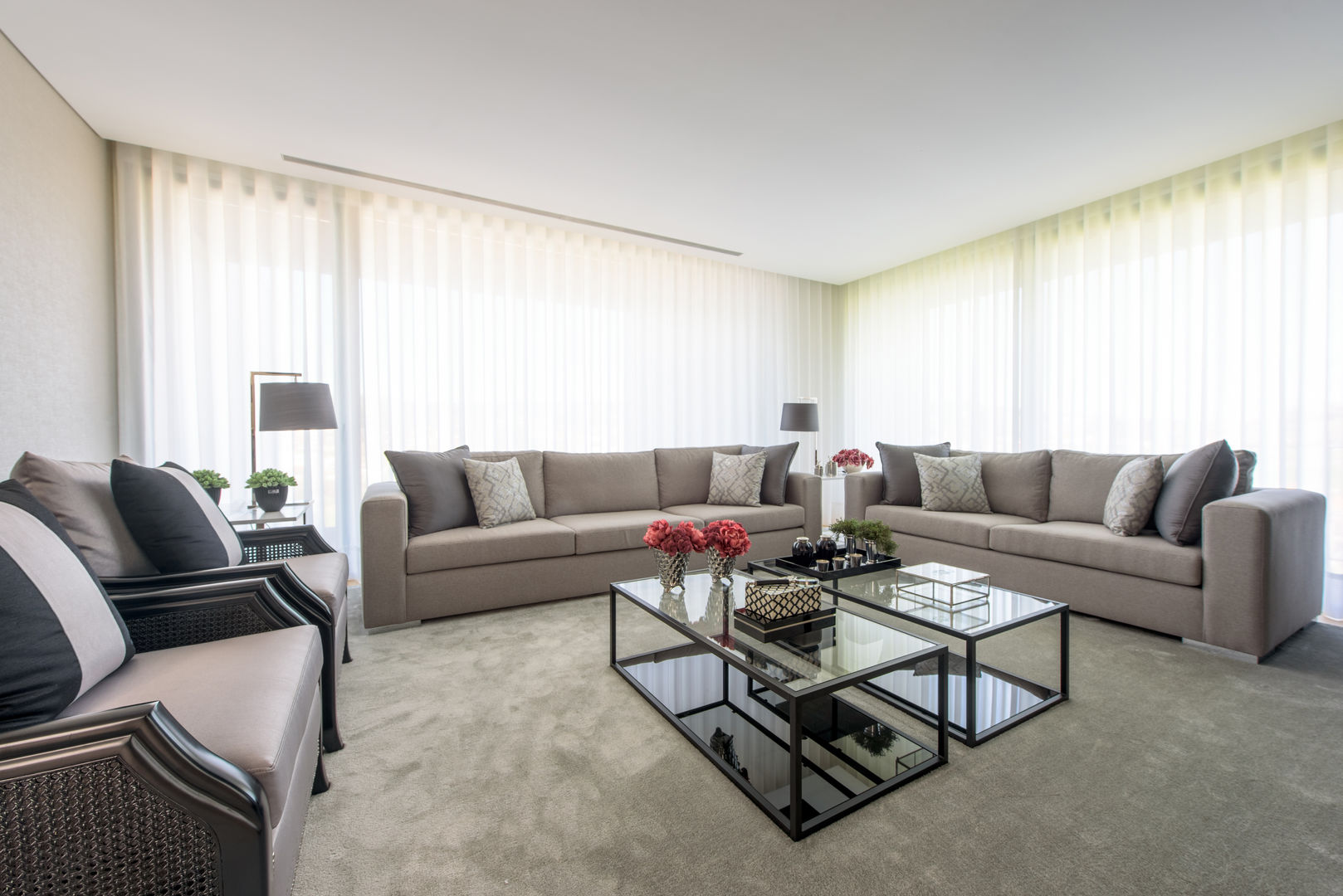 Moradia em Braga, NOZ-MOSCADA INTERIORES NOZ-MOSCADA INTERIORES Modern living room