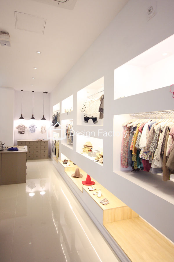 BABYPPO STUDIO, 디자인팩토리 디자인팩토리 Modern style dressing rooms