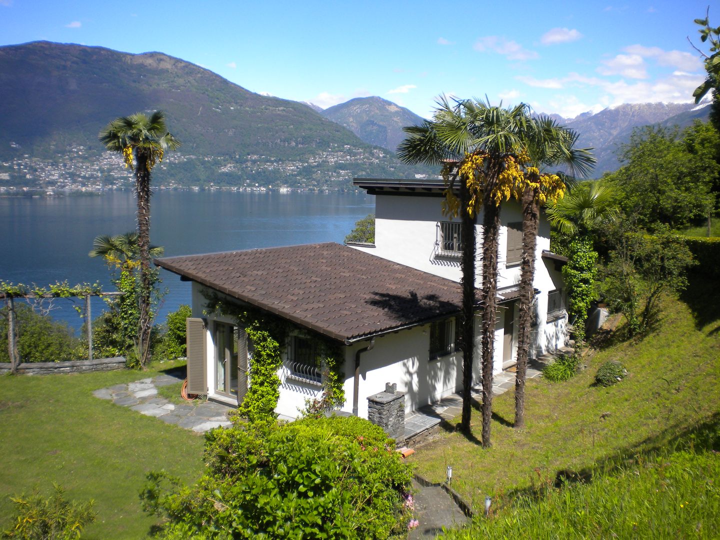 Vakantiewoning Lago Maggiore, Studio Groen+Schild Studio Groen+Schild 地中海風 家