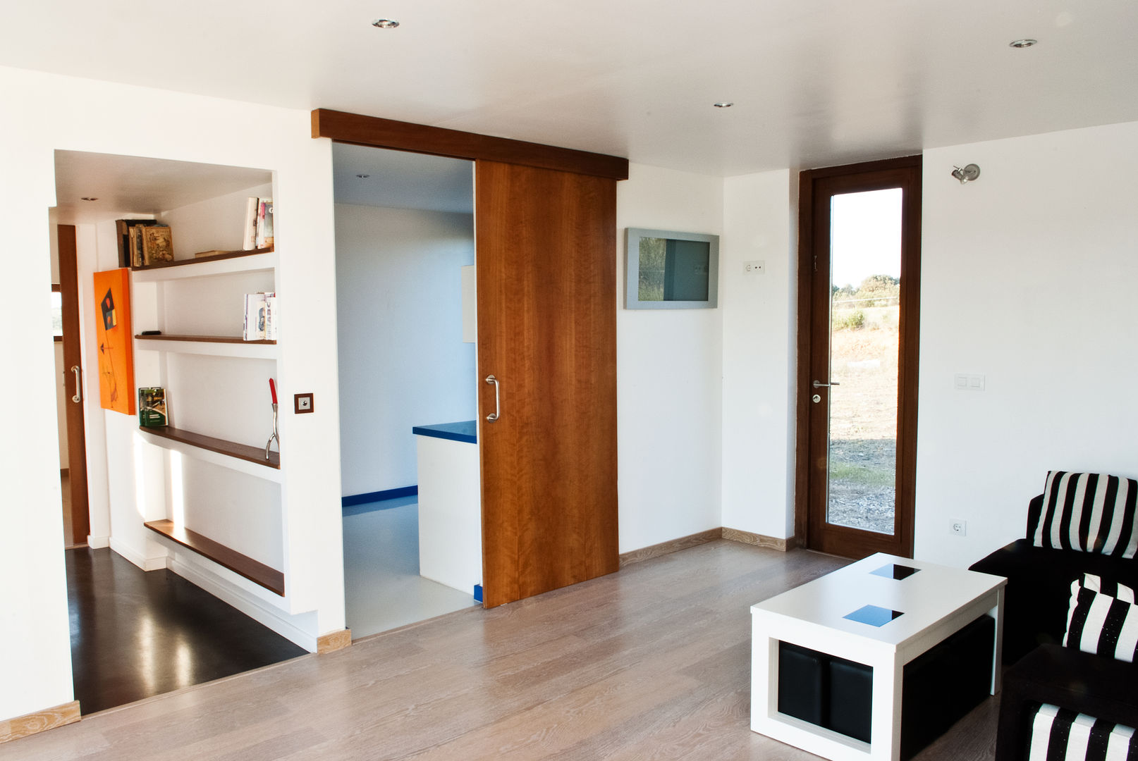 homify Moderne woonkamers