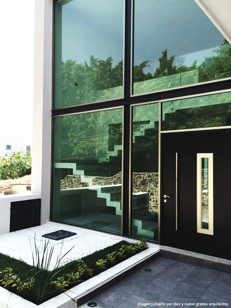 Vivienda Burgos, Diez y Nueve Grados Arquitectos Diez y Nueve Grados Arquitectos Minimalistische Häuser