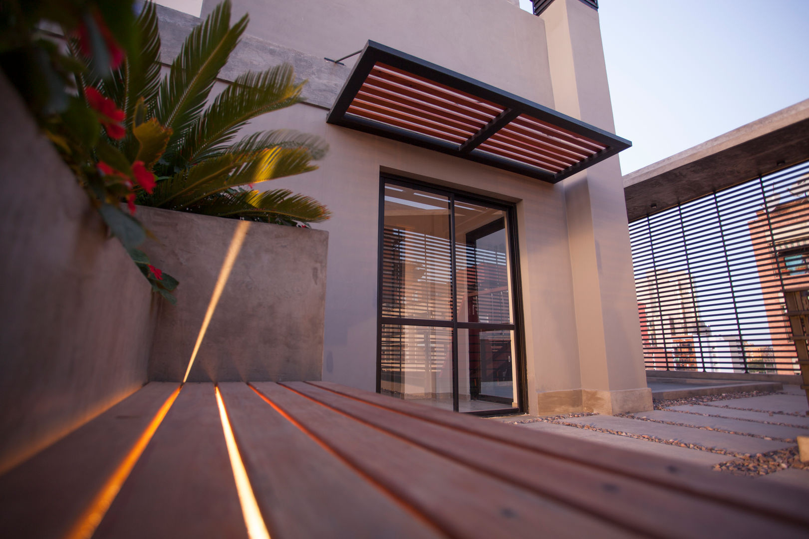 Trabajo para el estudio de Arquitectura LINK Inversiones., Sebastian Alcover - Fotografía Sebastian Alcover - Fotografía Modern balcony, veranda & terrace