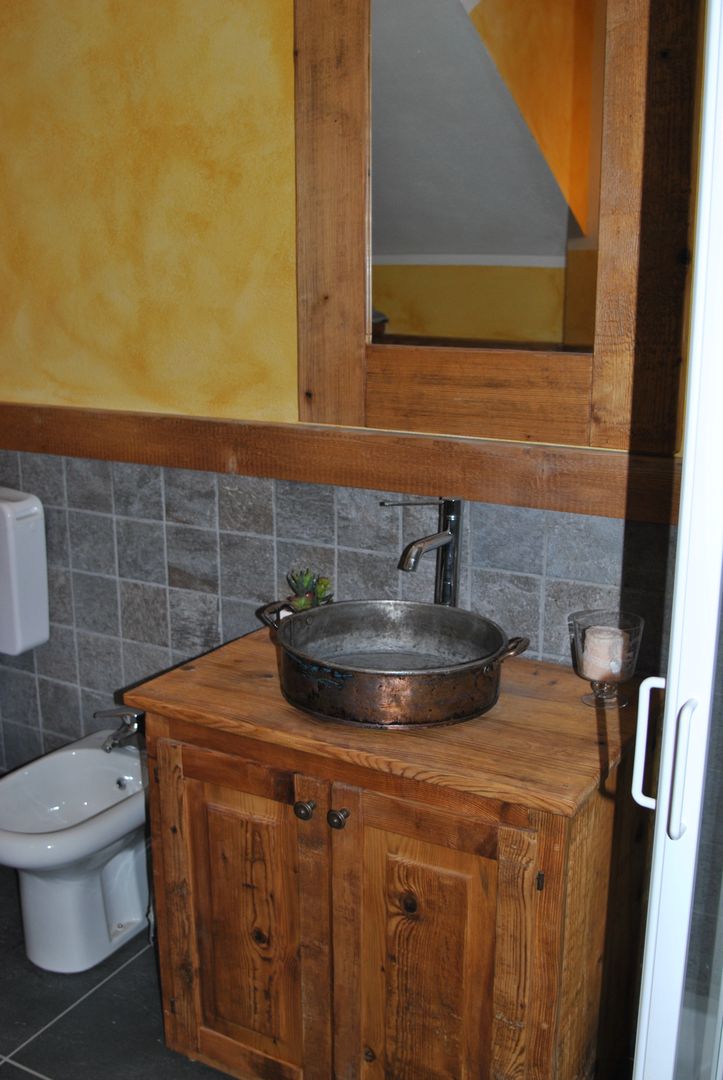Case di montagna , Sangineto s.r.l Sangineto s.r.l Rustic style bathroom Wood Wood effect