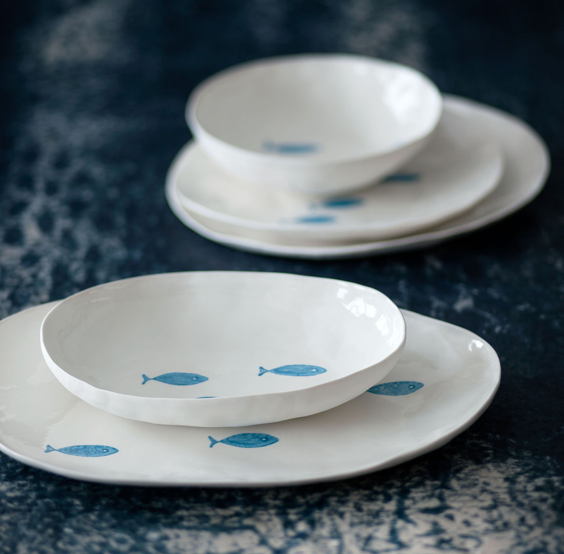 Porcellana stampata a mano, Stamperia Bertozzi Stamperia Bertozzi Cocinas de estilo moderno Porcelana Vasos, cubiertos y vajilla