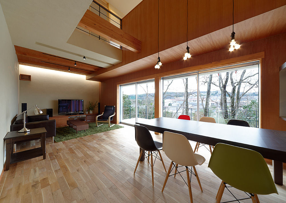 T-house, coil松村一輝建設計事務所 coil松村一輝建設計事務所 Eclectische woonkamers