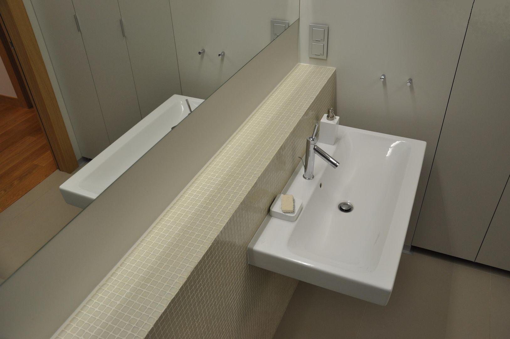 Mieszkanie na Służewcu, BFArchitekt BFArchitekt Modern bathroom