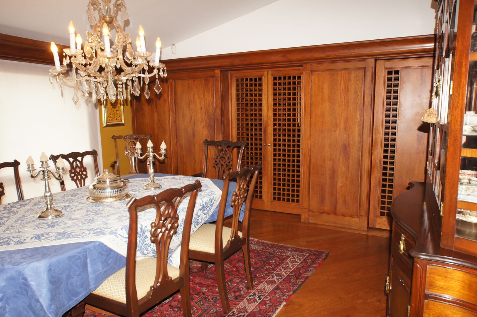 VIVIENDA SANDQUIST, GRUPO CATA GRUPO CATA Eclectic style dining room Wood Wood effect