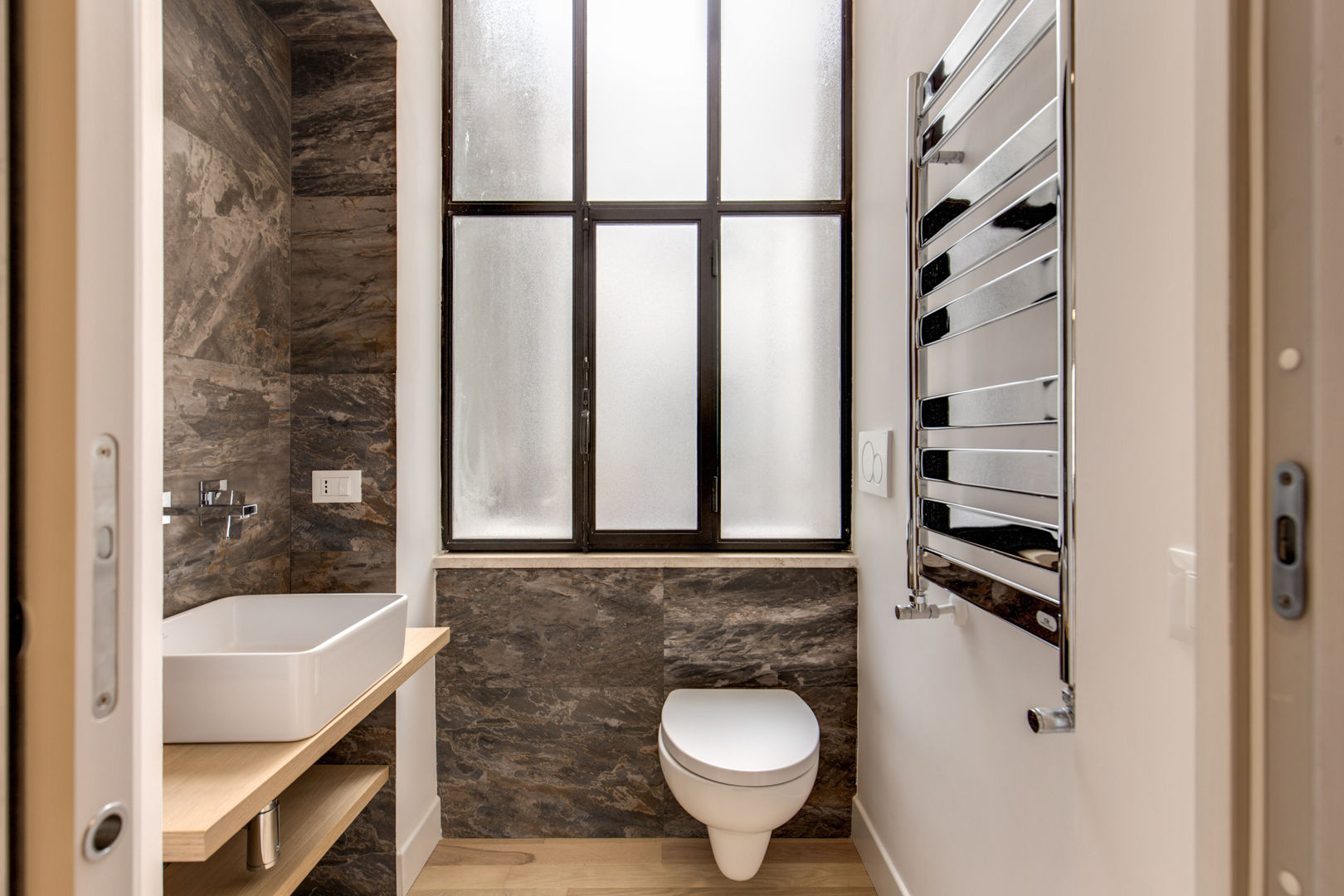 TRIESTE , MOB ARCHITECTS MOB ARCHITECTS Bagno moderno