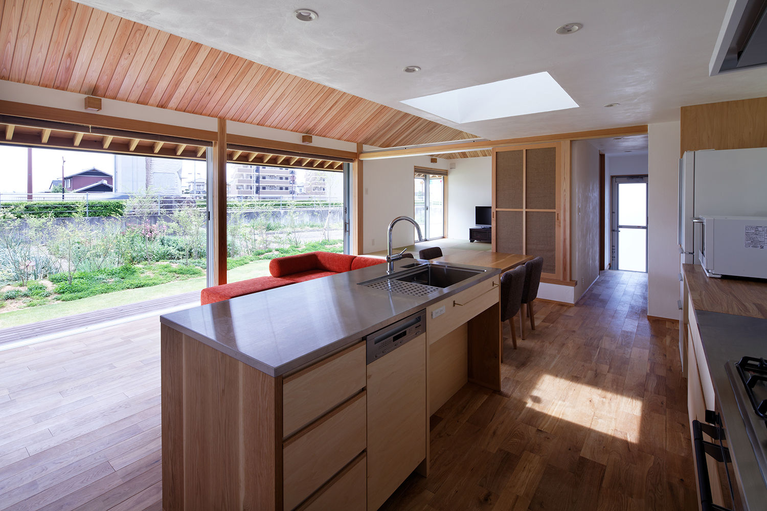 東山崎の家, TENK TENK 廚房 木頭 Wood effect