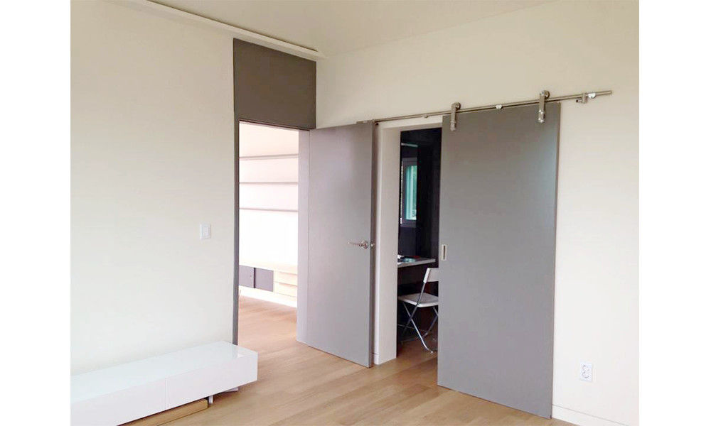 YJ HOUSE , 에이라이브 에이라이브 Chambre moderne Bois Effet bois