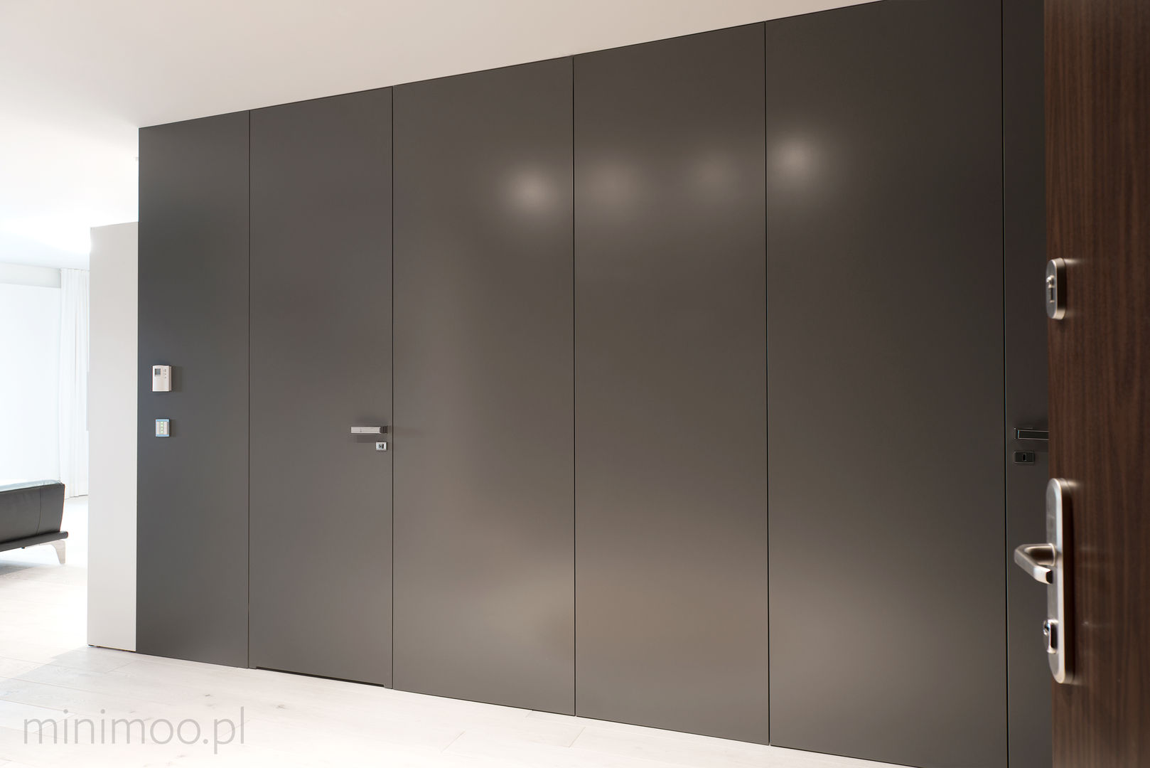 homify Corredores, halls e escadas minimalistas