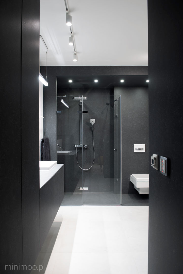 homify Minimalist style bathroom