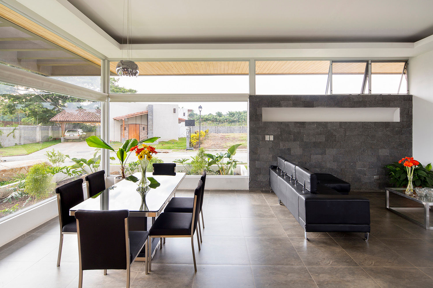 Casa P-M, J-M arquitectura J-M arquitectura Modern dining room