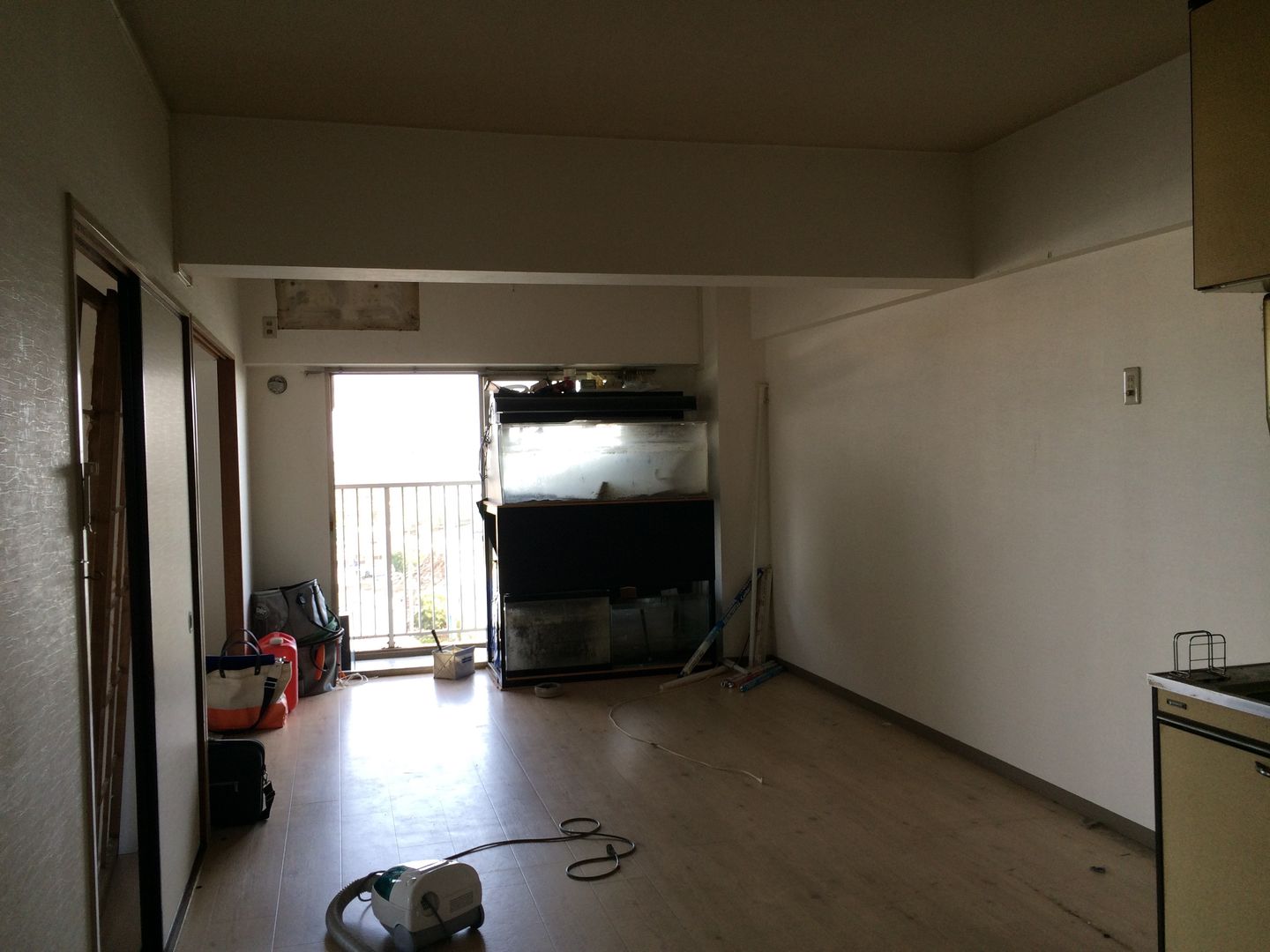 new corpo TSUTSUMI | mansion renovation, FRCHIS,WORKS FRCHIS,WORKS 客廳