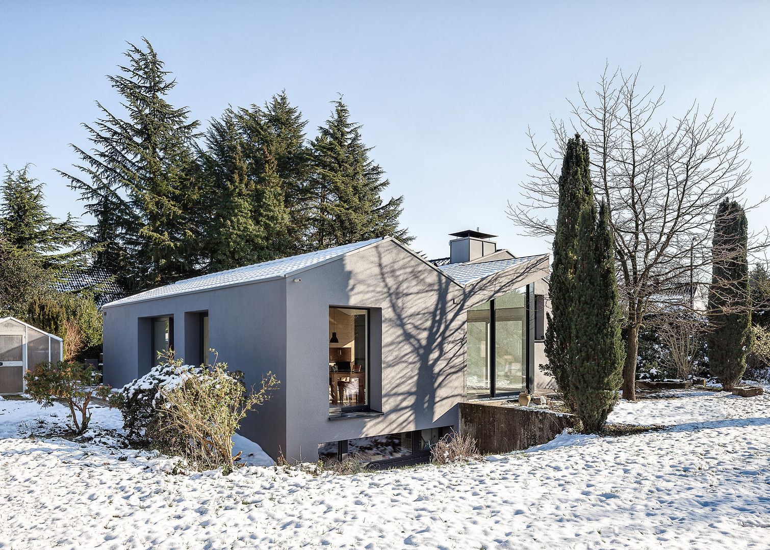 Haus W, ZHAC / Zweering Helmus Architektur+Consulting ZHAC / Zweering Helmus Architektur+Consulting モダンな 家