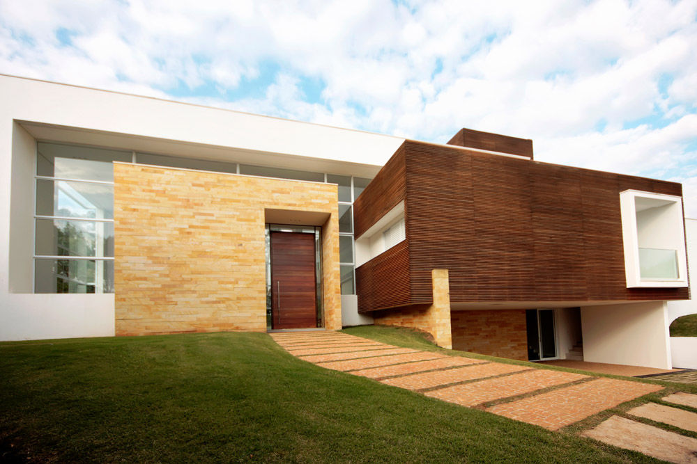 Residencia PG, F:POLES ARQUITETOS ASSOCIADOS F:POLES ARQUITETOS ASSOCIADOS Casas modernas