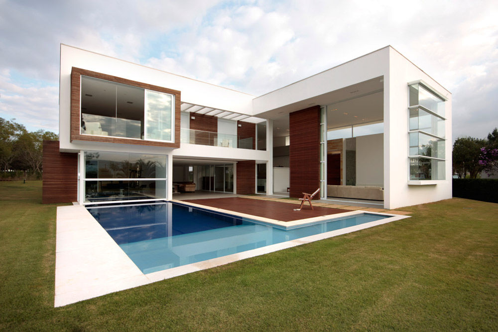 Residencia PG, F:POLES ARQUITETOS ASSOCIADOS F:POLES ARQUITETOS ASSOCIADOS Piscinas modernas