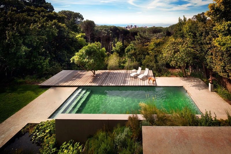 homify Modern Pool