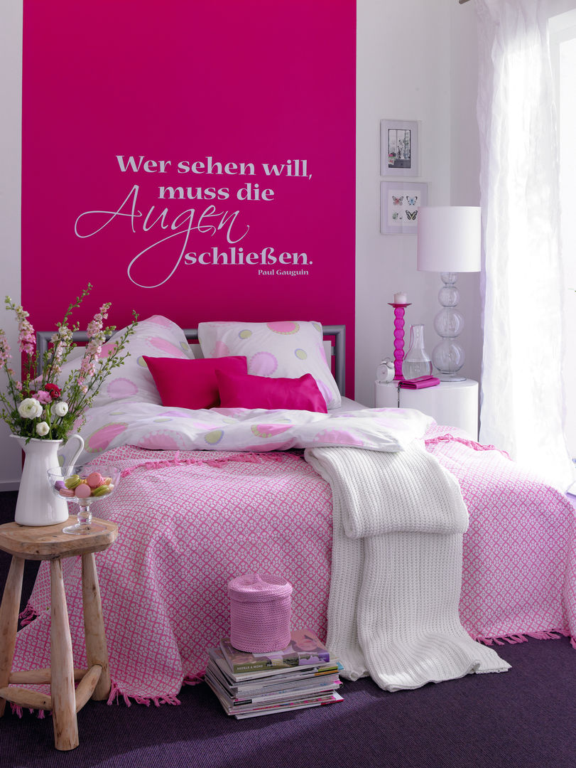 Die neue Romantik homify Moderne Schlafzimmer pink,wandfarbe,streichen,kinderzimmer,trendfarbe