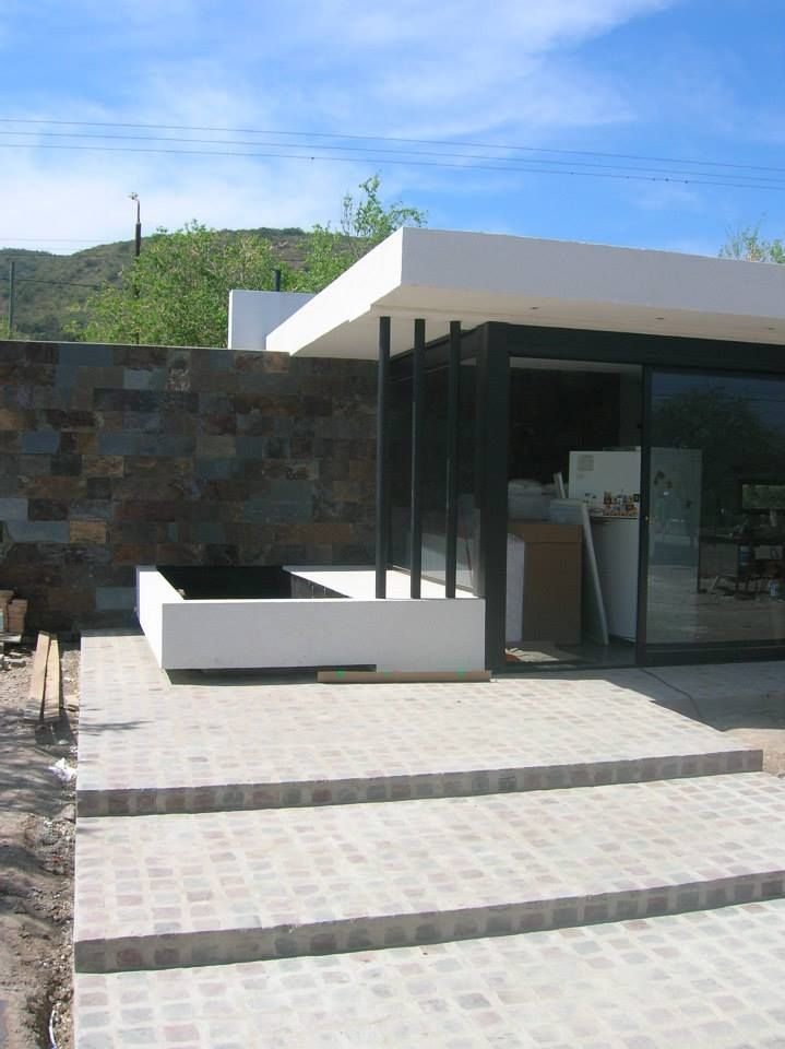 Casa D - El Dorado II - Carlos Paz, Estudio Arquitectura Agustín Duarte Estudio Arquitectura Agustín Duarte Тераса