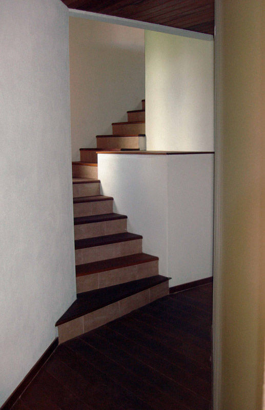 Condomínio Residencial Braaten, bp arquitetura bp arquitetura Modern Corridor, Hallway and Staircase