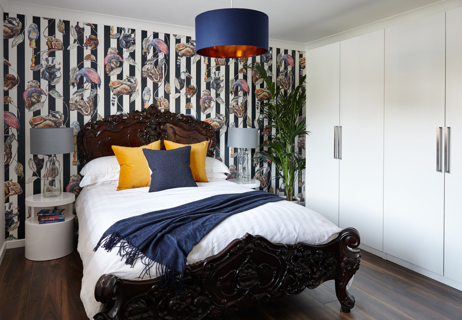 Virginia Water Apartment - Surrey Bhavin Taylor Design Modern Yatak Odası bedroom,bed,rococo style,wallpaper,anaimals,blue,yellow,wardrobes,storage,plant,bedding