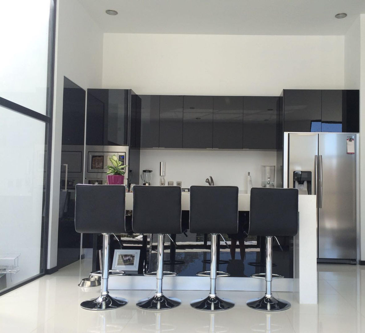 BOSQUES DE BUGAMBILIAS, Arki3d Arki3d Modern kitchen