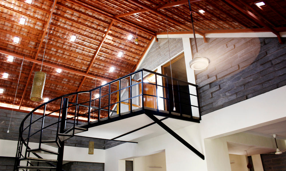 Staircase BETWEENLINES Country style corridor, hallway& stairs