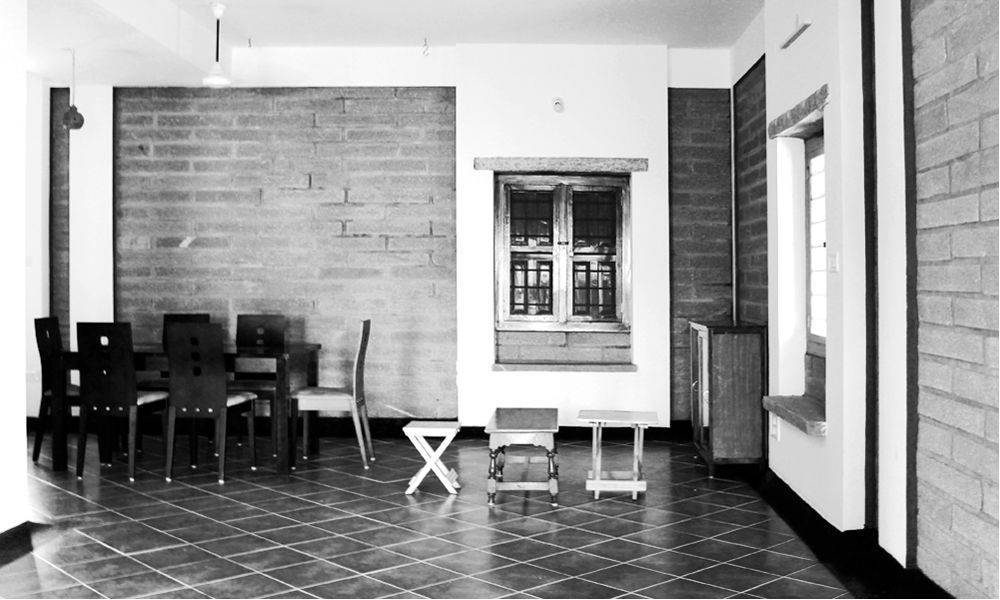 Dining Space BETWEENLINES Country style dining room