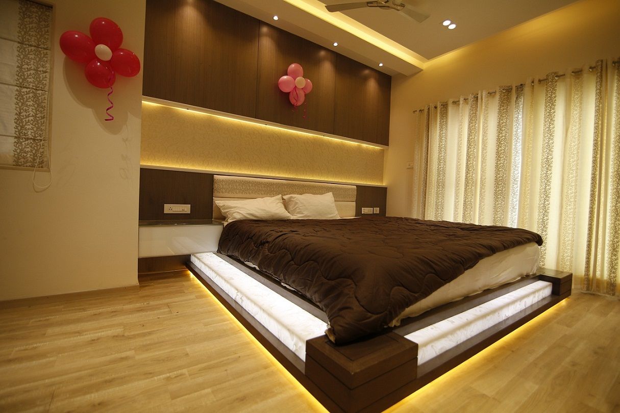 Residential interiors for Mr.Siraj at Chennai, Offcentered Architects Offcentered Architects Modern style bedroom