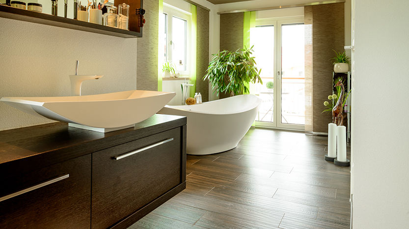 homify Modern Banyo