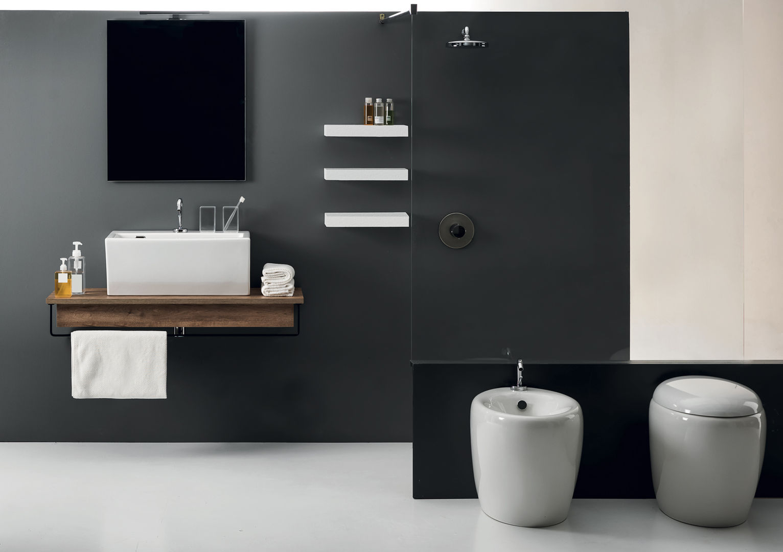 Block, Xilon S.r.l. Xilon S.r.l. 現代浴室設計點子、靈感&圖片 陶器 洗手台