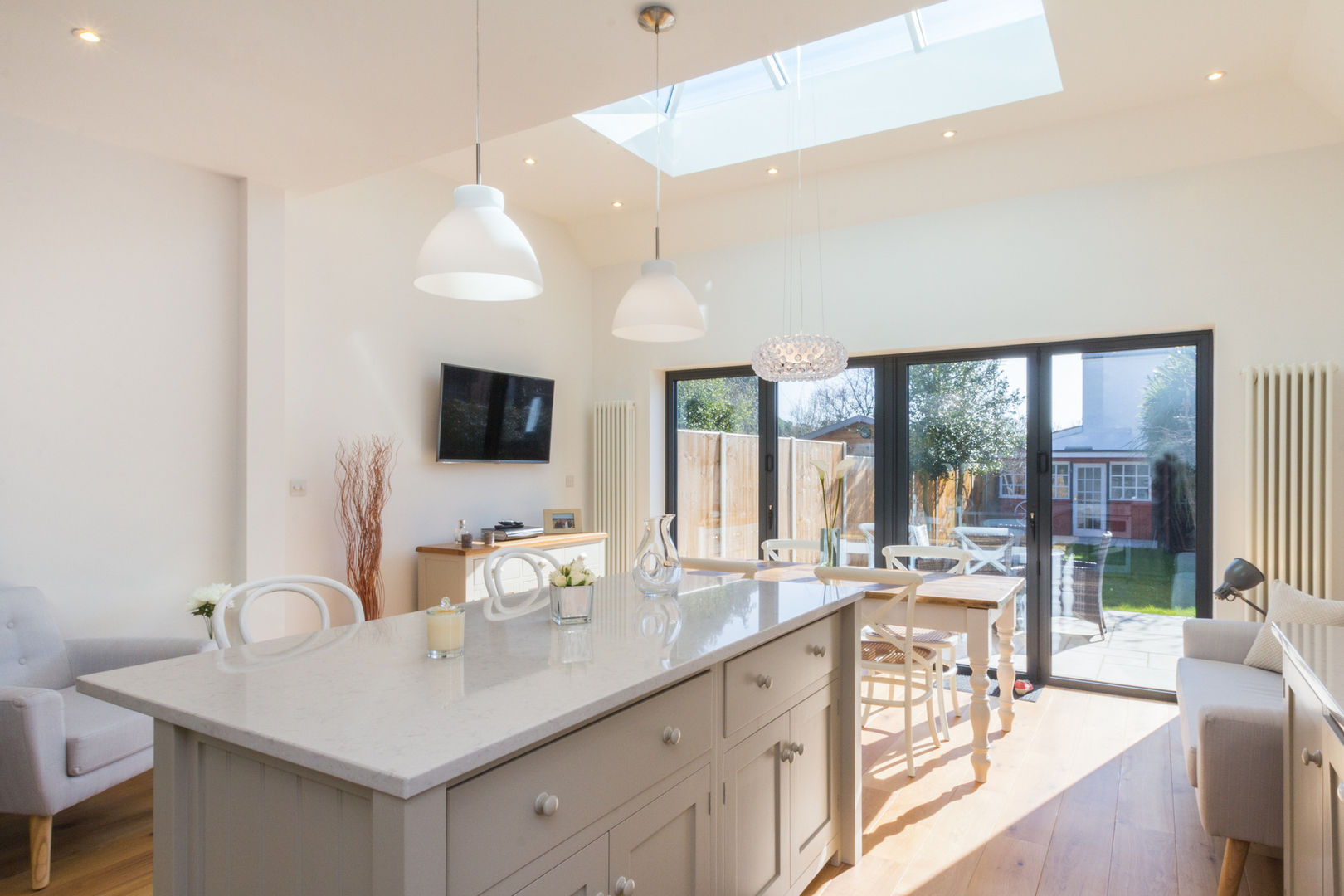 Extension and Renovation, Surbiton KT6, TOTUS TOTUS Nhà bếp phong cách hiện đại