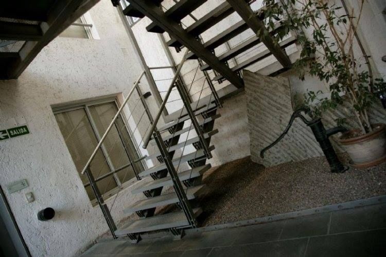 EDIFICIO MODIGLIANI, sm arquitectura sm arquitectura Pasillos, vestíbulos y escaleras modernos