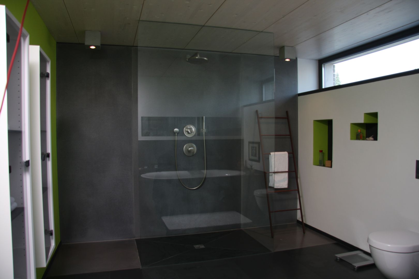 Wohnen mit Sichtbeton im Passivhaus, Traumraum&beton DESIGN by NONNAST Traumraum&beton DESIGN by NONNAST Modern bathroom Concrete