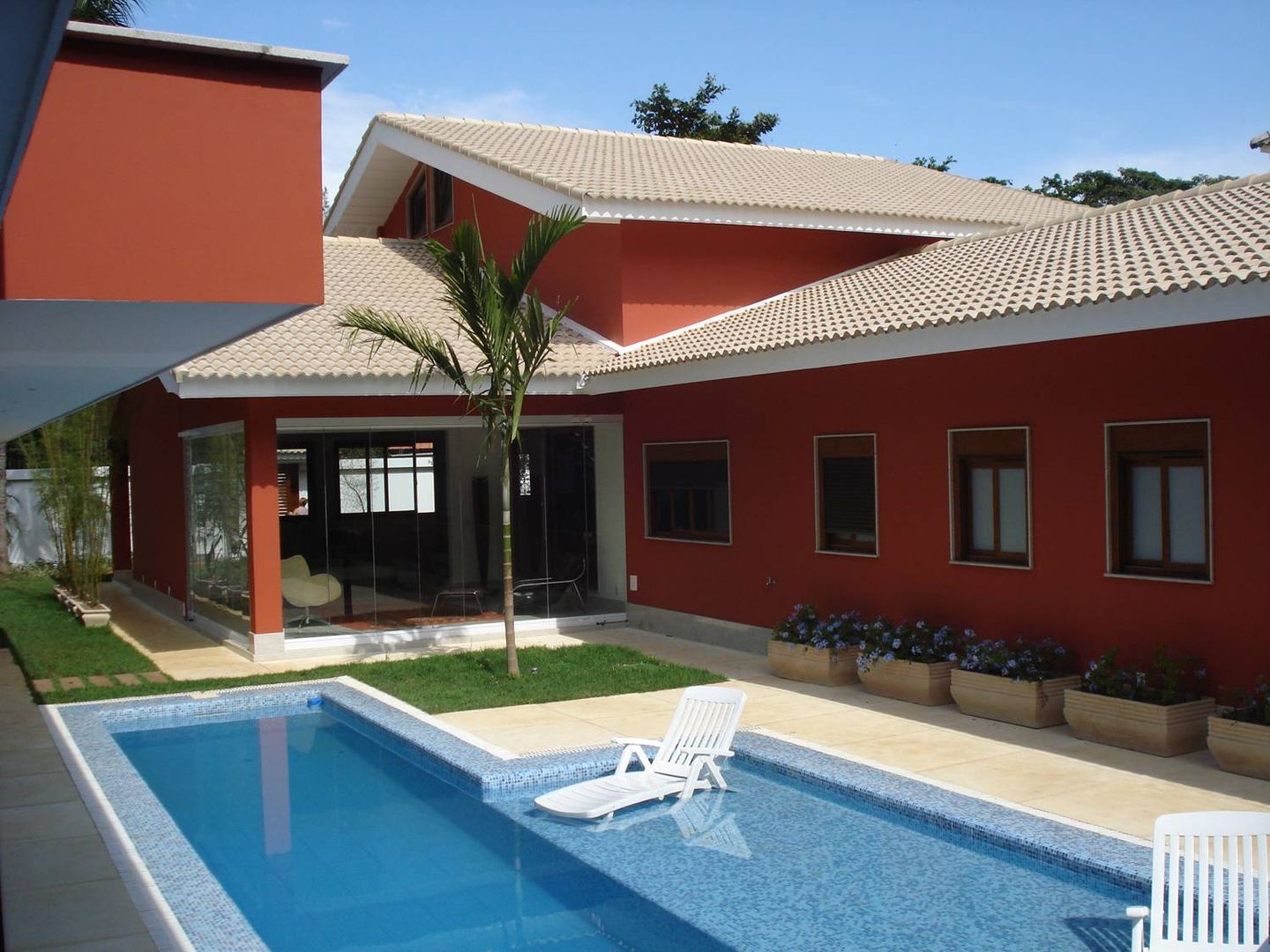 Casa Barra 01, GEA Arquitetura GEA Arquitetura Piscinas de estilo tropical