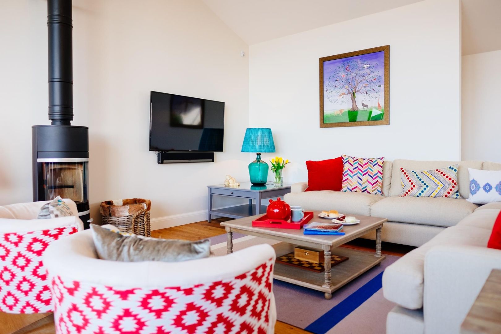 Living Room Perfect Stays Salones modernos