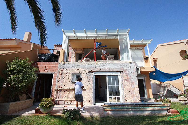 Reforma en Urb. Gran Alacant, Santa Pola, Novodeco Novodeco Modern houses