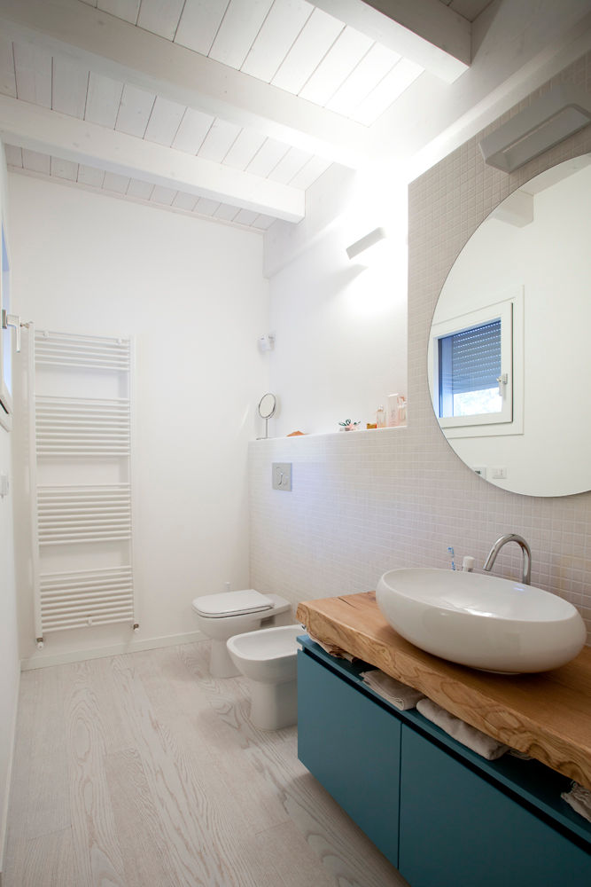 VILLA MONOFAMILIARE MOGLIA, CasaAttiva CasaAttiva Minimalist Banyo