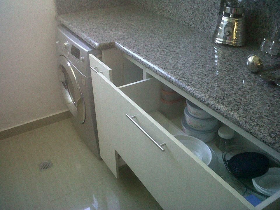 COCINA COMPACTA CON LAVANDERIA CAROLINA GUTIERREZ DESIGN, C.A. cocina