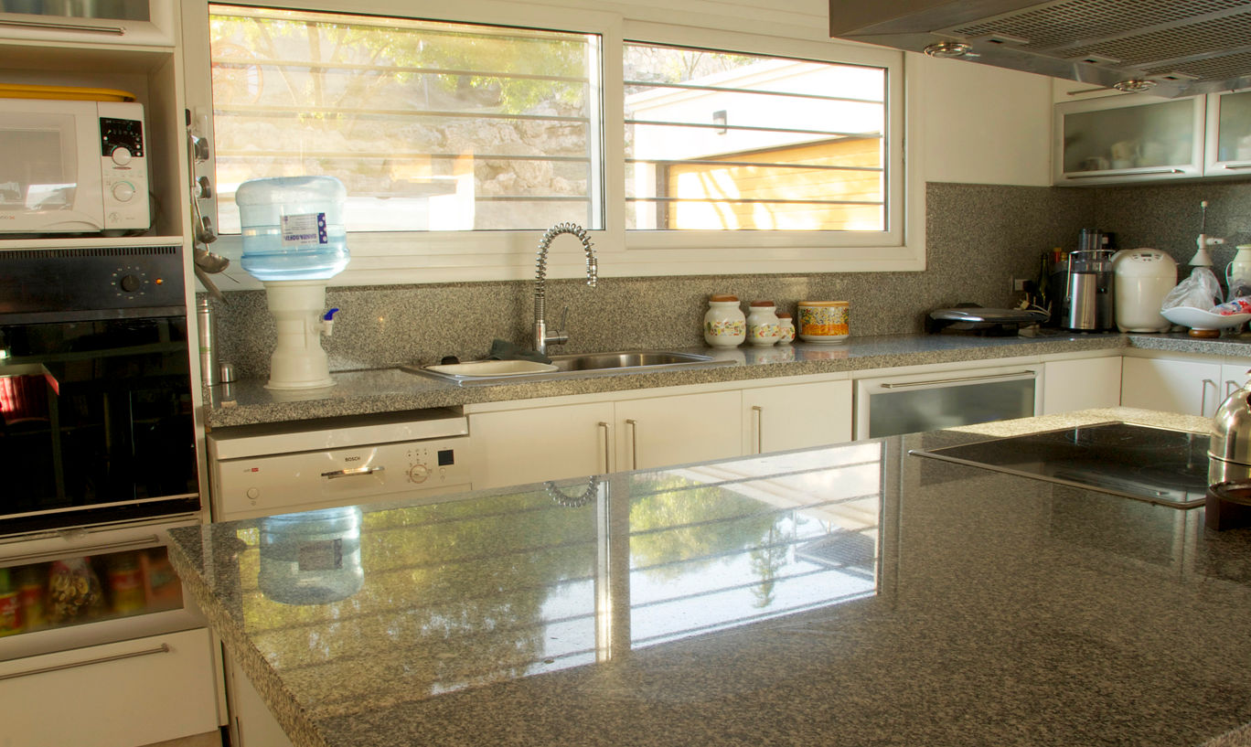 Casa Lago, renziravelo renziravelo Modern style kitchen