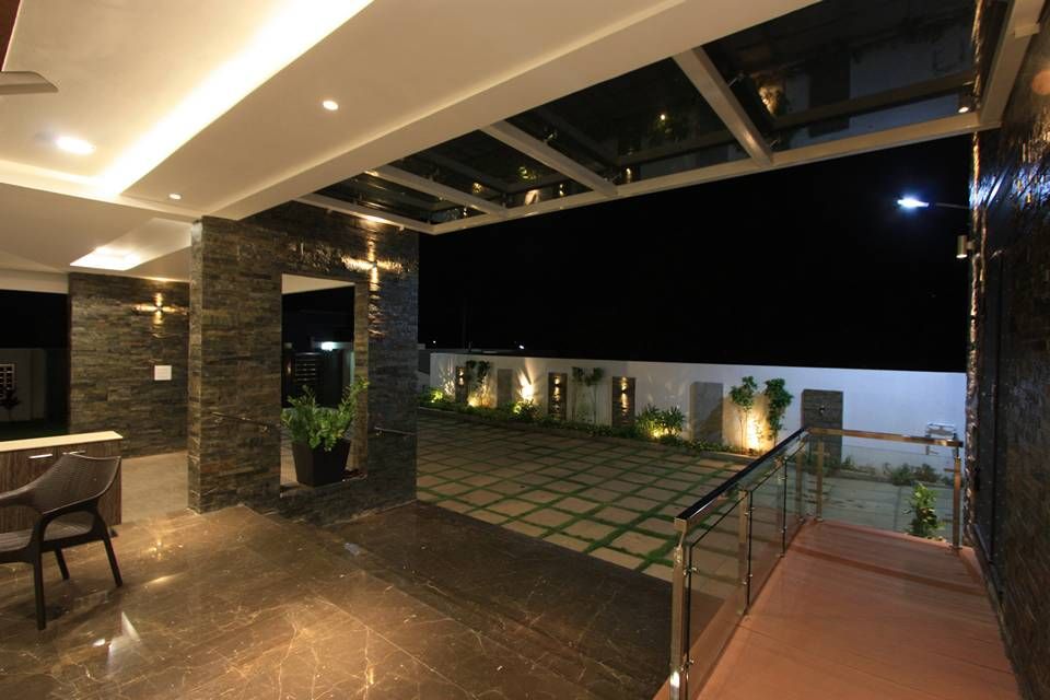 Compound wall Ansari Architects Modern balcony, veranda & terrace