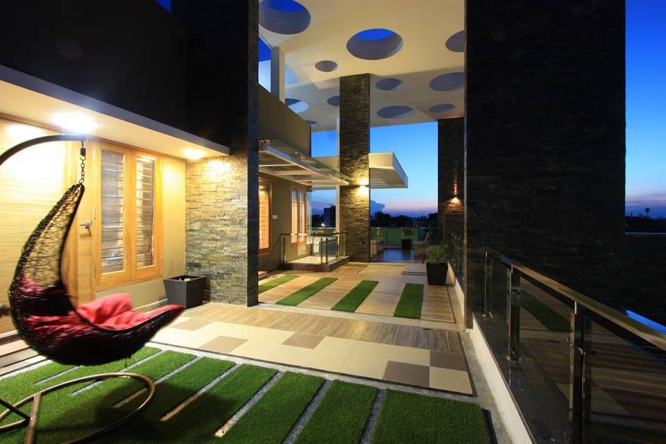 Landscaped Balcony Ansari Architects Modern balcony, veranda & terrace