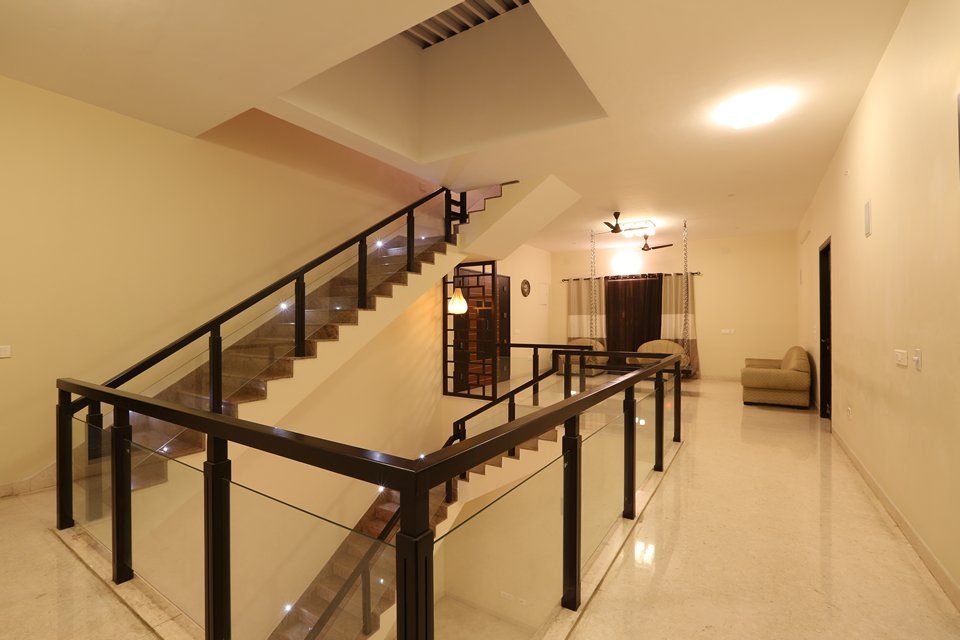 Staircase Ansari Architects Modern corridor, hallway & stairs