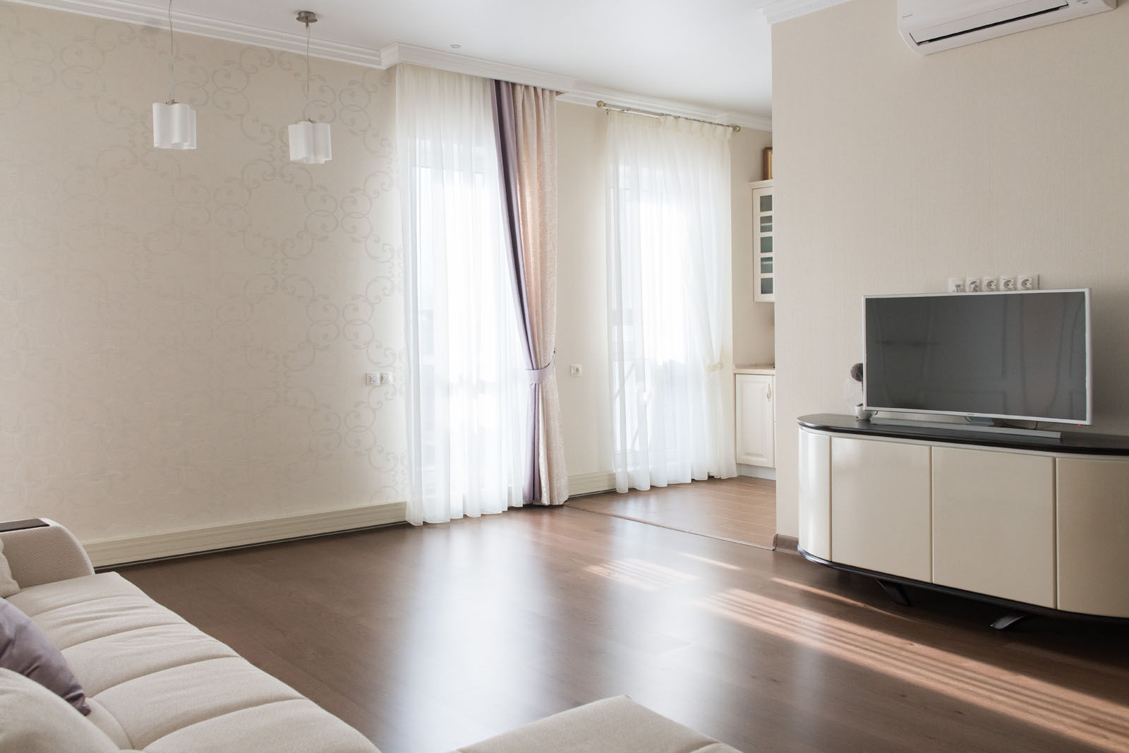 Perimeter X2 в московской квартире, Carnot Carnot Living room