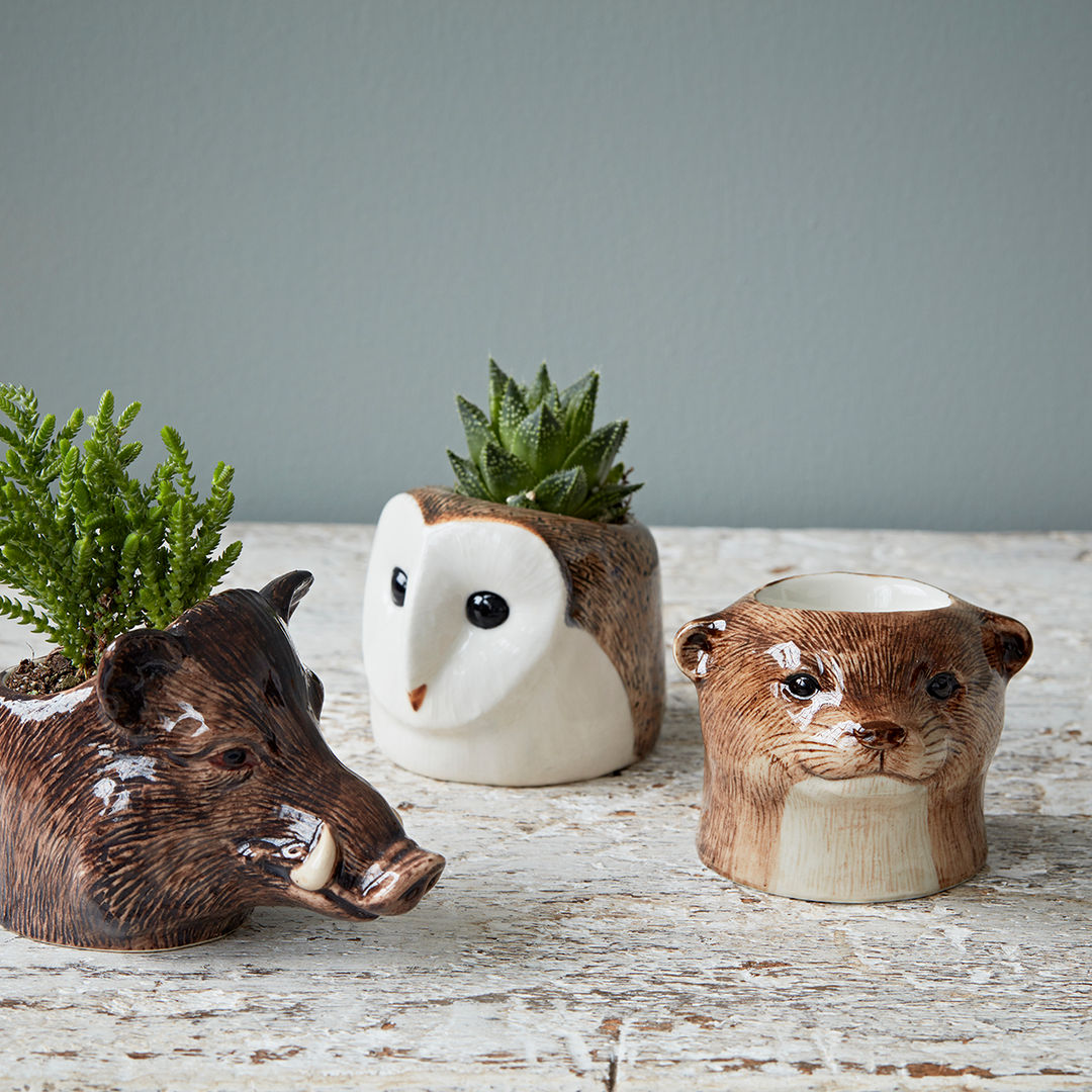 Hand Painted British Animal Egg Cups by Quail rigby & mac 에클레틱 주방 세라믹 주방 용품