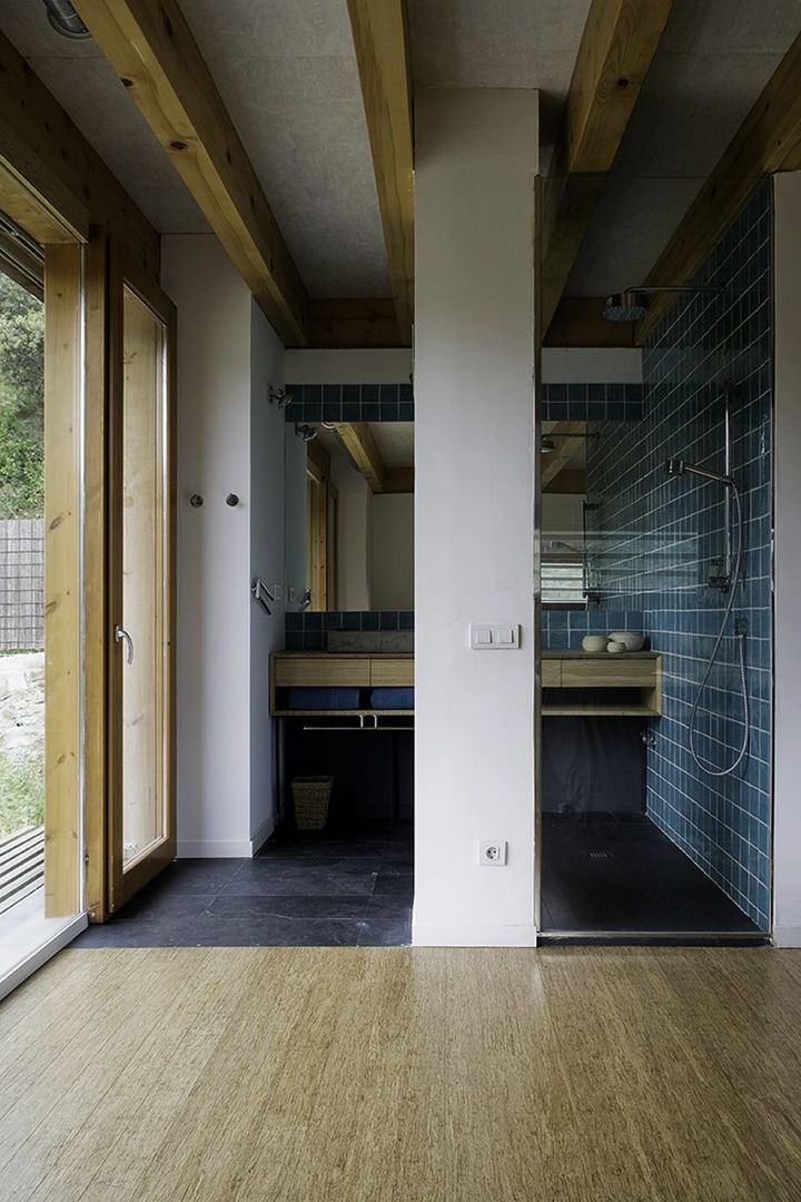 La Floresta (NOEM), NOEM NOEM Modern bathroom